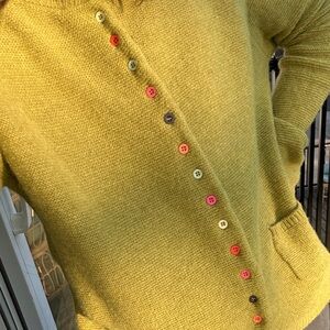 Chartreuse Lambs Wool Buttoned Women's Sweater